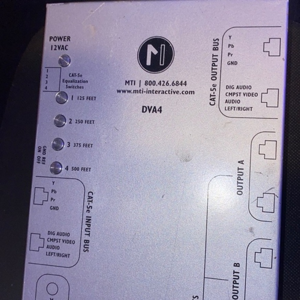 MTI Universal Video/Audio 1-4 Distribution Amplifer​